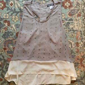 The Pyramid Collection Top